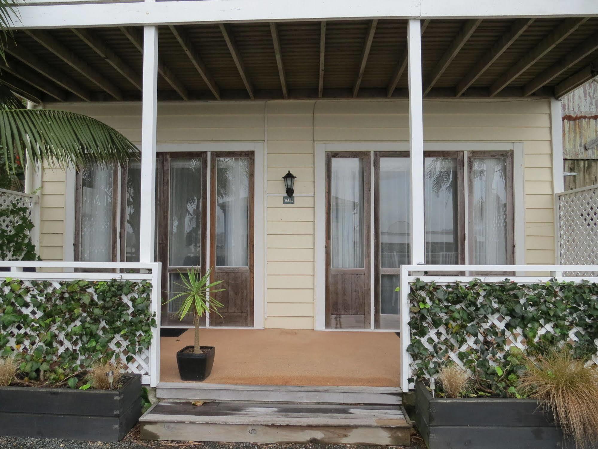 Mangonui Waterfront Apartments Exterior photo